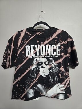Beyoncé The Formation World Tour Bleach Tie-Dye Tee - Black & Pink